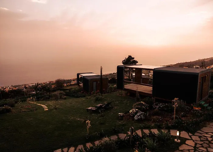 Calheta Glamping Pods - Nature Retreat